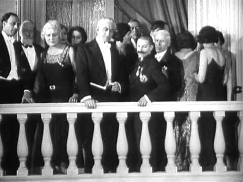 L'âge D'or (1930)